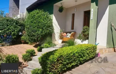 Casa 3 dormitórios, 1 suíte, vaga de garagem, bairro parque da matriz