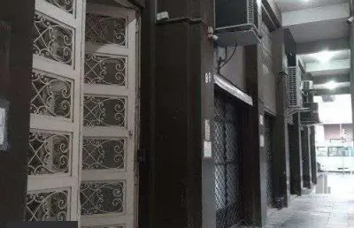 Sala comercial à venda na Travessa Francisco de Leonardo Truda, 98, Centro Histórico, Porto Alegre
