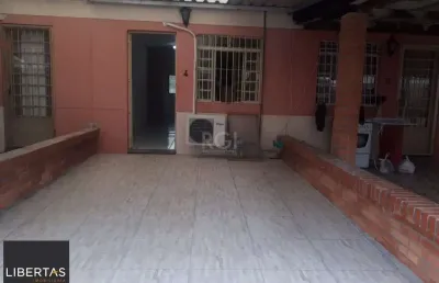 Casa com 2 quartos à venda na Avenida João Antônio Silveira, 885, Restinga, Porto Alegre