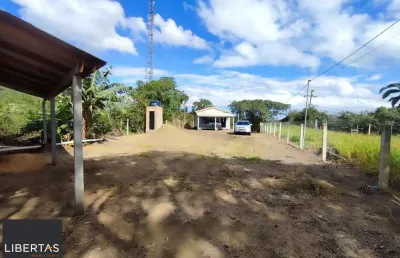 Terreno no bairro lageado  com 2 casas de 1 dormitório