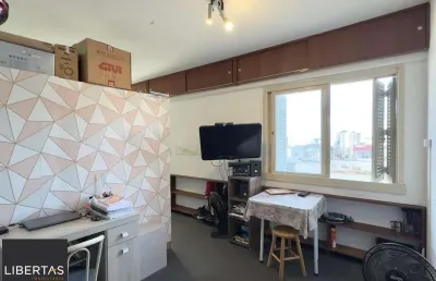 Apartamento com 1 quarto à venda na Rua Duque de Caxias, 1735, Centro Histórico, Porto Alegre