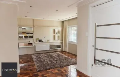 Casa de 197m² - 5 dormitórios, 3 vagas no bairro rubem berta