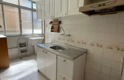Apartamento com 3 quartos à venda na Rua Jerônimo Coelho, 112, Centro Histórico, Porto Alegre