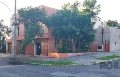 Casa com 3 quartos à venda na Rua Dário Totta, 499, Teresópolis, Porto Alegre