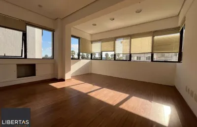 Sala comercial com uma vaga de garagem no bairro bom fim