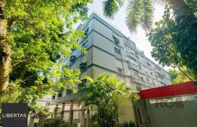 Cobertura de três quartos, suíte e uma vaga de garagem no bairro higienópolis