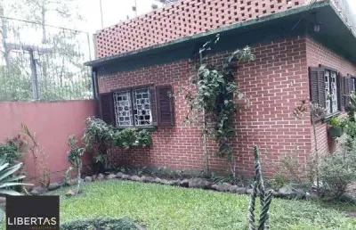 Casa em porto alegre, no bairro pedra redonda, com 2 dormitório(s), e 2 banheiros, à venda.