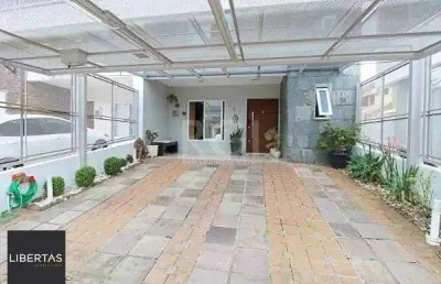 Casa em porto alegre, no bairro hípica, com 3 dormitório(s), e 3 banheiros, à venda.