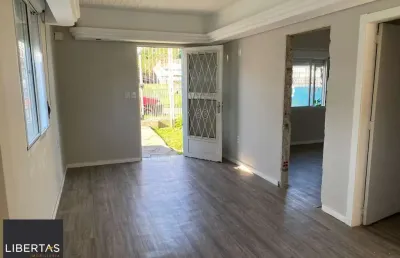 Casa com 2 quartos à venda na Rua Nascimento Soares de Araújo, 130, Santa Tereza, Porto Alegre
