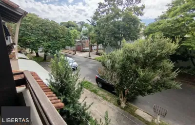 Casa com 3 quartos à venda na Rua Itapitocaí, 1031, Cristal, Porto Alegre