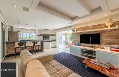 Vende-se luxuosa cobertura com 531.95m², 4 dormitórios no bairro auxiliadora