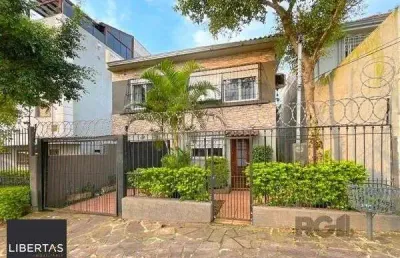 Casa para venda - 240m², 4 dormitórios, 3 vagas - nonoai