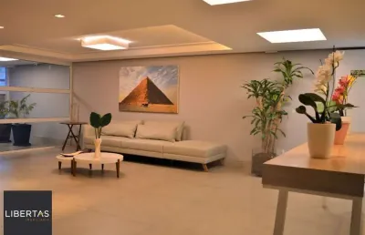 Lindo apartamento 2 dormitórios com 1 suíte, amplo garden e 2 vagas no bairro bom fim.