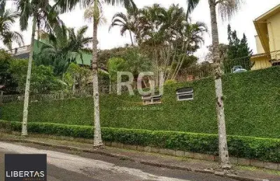 Casa para venda - 741m², 5 dormitórios, sendo 3 suites, 9 vagas - espirito santo
