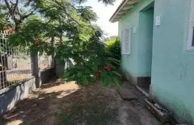 Casa em porto alegre, no bairro guarujá, com 3 dormitório(s), e 3 banheiros, à venda.