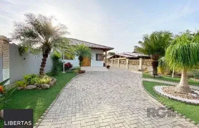Casa em porto alegre, no bairro belém novo, com 3 dormitório(s), e 3 banheiros, à venda.