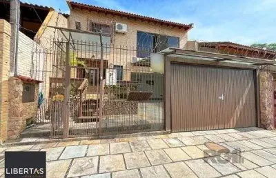 Casa em porto alegre, no bairro ipanema, com 4 dormitório(s), e 4 banheiros, à venda.