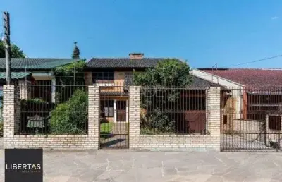 Sobrado em porto alegre, no bairro camaquã, com 3 dormitório(s), e 3 banheiros, à venda.