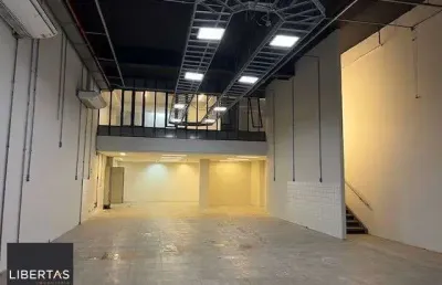 Ponto comercial para alugar na Avenida Protásio Alves, 2971, Petrópolis, Porto Alegre