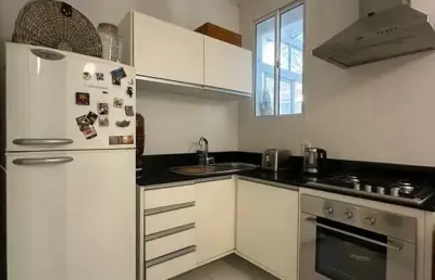 Apartamento 1 dormitório, 51m2 area externa ,bairro menino deus,