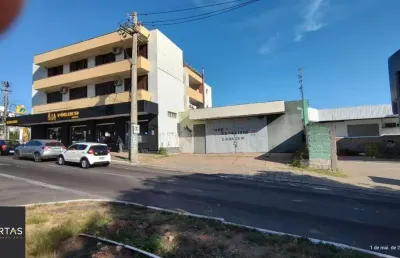 Galpão na av. doutor campos velho. ótimo ponto comercial.