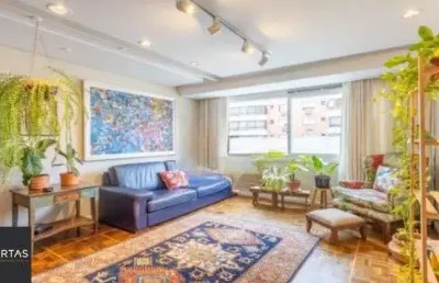 Apartamento amplo e bem localizado no menino deus!!