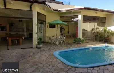 Casa com 3 quartos à venda na Avenida Martins Bastos, 704, Sarandi, Porto Alegre
