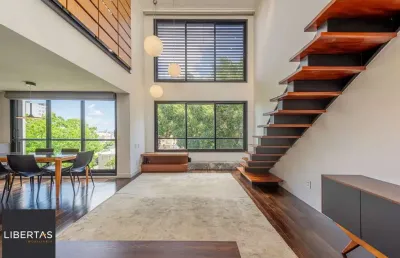 Cobertura com 115m² e 2 dormitórios, 2 suítes, 1 vaga