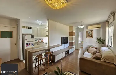 Apartamento 2 dormitórios mobiliado com vaga e elevador no alto petrópolis