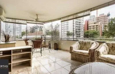 Amplo apartamento com 3 dormitórios, churrasqueira e hidromassagem - 222m² - petrópolis