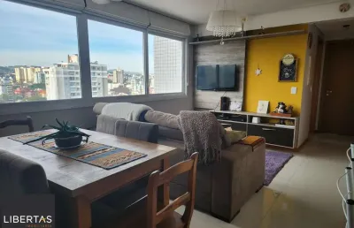 Apartamento de 2 quartos, suíte e 2 vagas garagem no bairro santana porto alegre