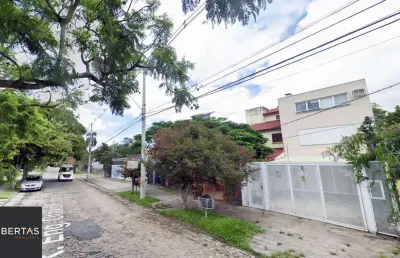Casa com 4 quartos (02 suítes), 02 vagas cobertas no bairro ipanema