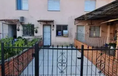 Casa em condomínio fechado com 2 quartos à venda na Rua Atílio Supertti, 580, Vila Nova, Porto Alegre