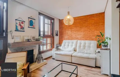 Casa em condomínio 3 dormitórios e sótão bairro cristal