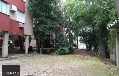 Apartamento com 2 quartos à venda na Avenida Clemenciano Barnasque, 160, Teresópolis, Porto Alegre