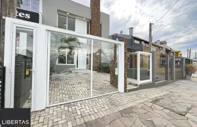 Casa com 2 quartos à venda na Rua Carlos Maximiliano Fayet, 160, Hípica, Porto Alegre