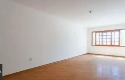 Apartamento no petrópolis de 3 dormitórios e 2 vagas