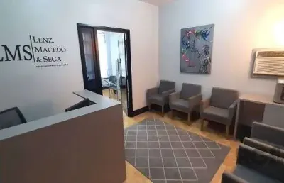 Barracão / Galpão / Depósito à venda na Rua Vigário José Inácio, 399, Centro Histórico, Porto Alegre