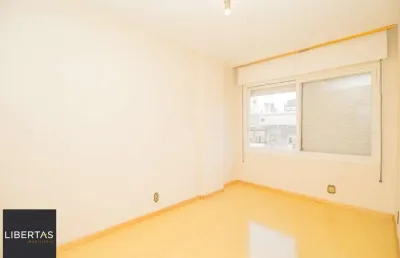 Apartamento de 2 quartos com 51 metros privativos na av: senador salgado filho