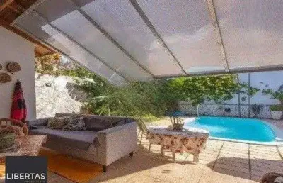 Casa com 3 quartos à venda na Rua Menezes Paredes, 256, Nonoai, Porto Alegre