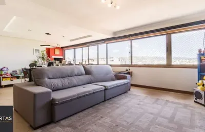 Apartamento com 3 quartos, 1 suíte, à venda no bairro petrópolis