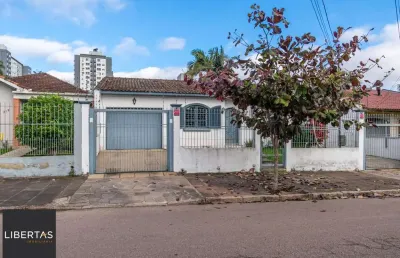 Casa com 3 quartos à venda na Rua Professor Pedro Santa Helena, 309, Jardim do Salso, Porto Alegre