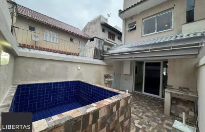 Ótimo sobrado semi mobiliado com 3 suítes no bairro guarujá