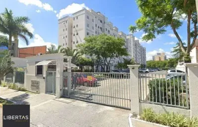 Apartamento mobiliado com 2 dormitórios e 1 vaga de garagem na rua sadi castro.