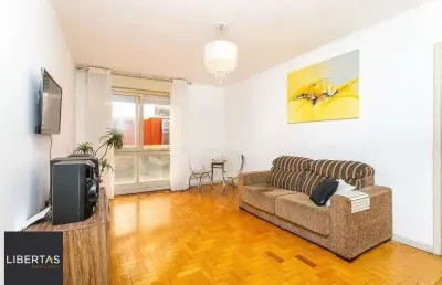 Apartamento 02 dormitórios com garagem convencionada 'fixa'