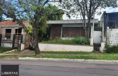 Casa com 2 quartos à venda na Rua Carlos Huber, 755, Três Figueiras, Porto Alegre