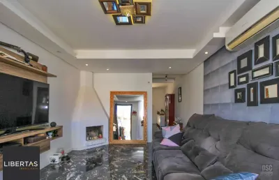 Casa com 2 quartos à venda na Rua Norival Paranaguá de Andrade, 87, Hípica, Porto Alegre
