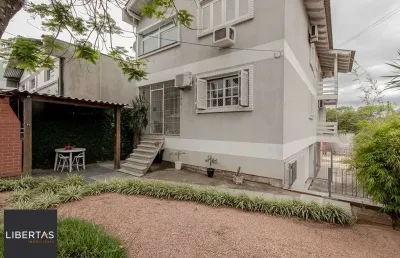 Casa com 3 quartos à venda na Rua Ernesto Pellanda, 78, Vila Jardim, Porto Alegre