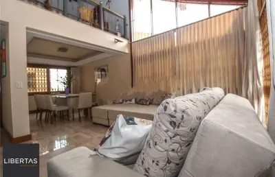 Casa com 3 quartos à venda na Travessa Miguel Pereira, 120, Medianeira, Porto Alegre