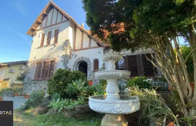 Casa com 4 quartos à venda na Rua Guaiana, 123, Vila Assunção, Porto Alegre